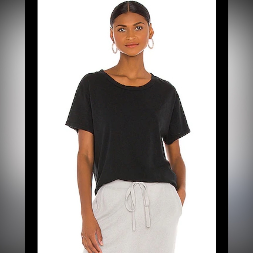 Amour Vert Ribbed Tie-Back Short Sleeve Tee from Revolve XS excellent condition